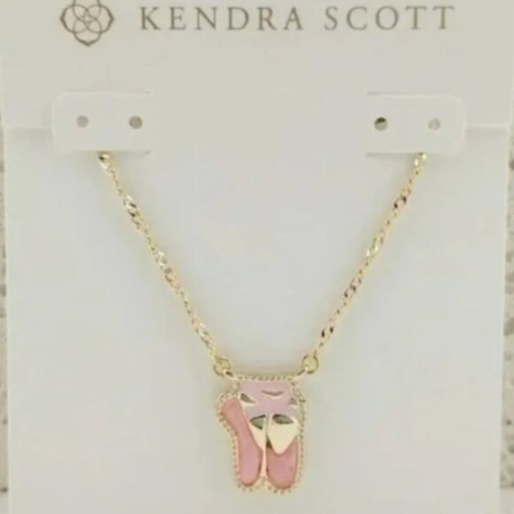 💎Kendra Scott Ballet Gold Short Pendant Necklace🎀